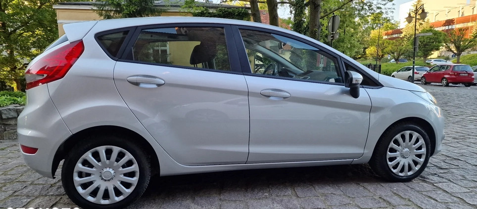 Ford Fiesta cena 19900 przebieg: 145000, rok produkcji 2012 z Wieliczka małe 466